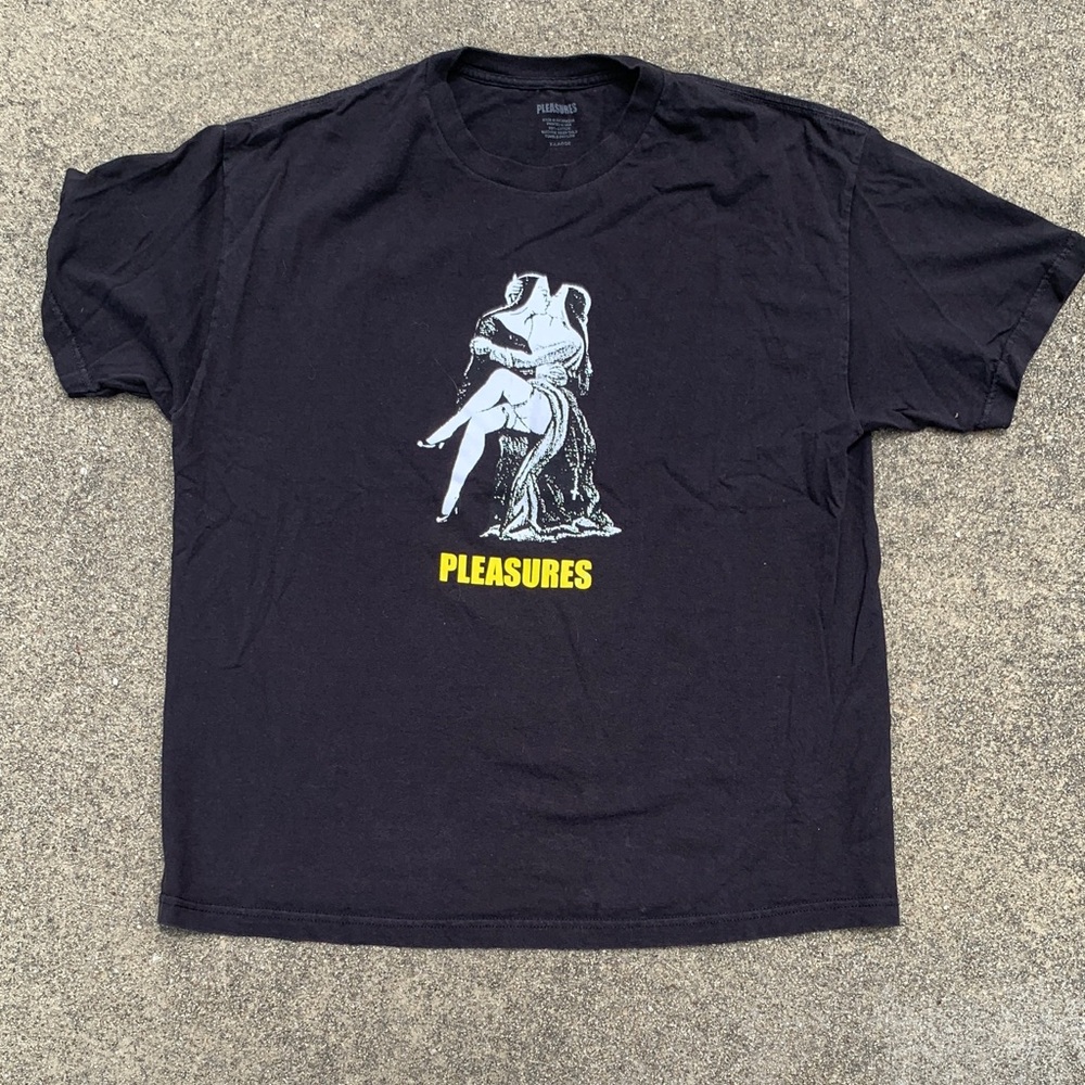 PLEASURES Men's Black Graphic Short Sleeve Tee